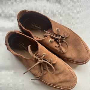 Clarks Men’s Tan Suede Chukka Lace-Up Boots